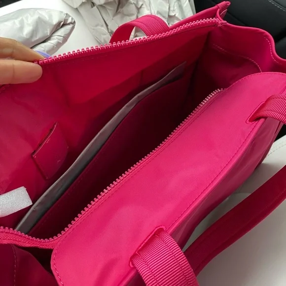 **Lonah** Kate Spade Vermilion the little better sam nylon medium tote - Picture 7 of 16